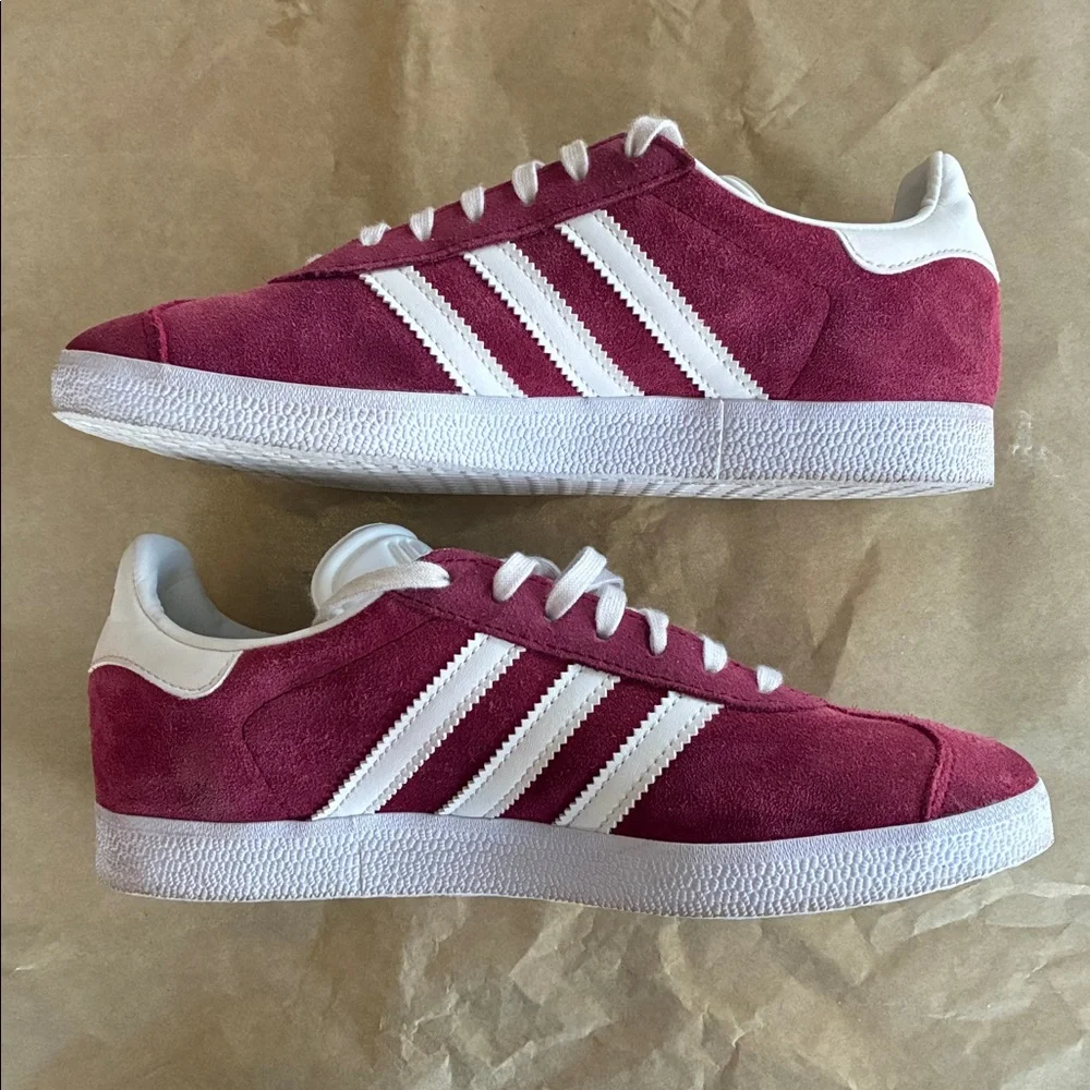 adidas classic timeless